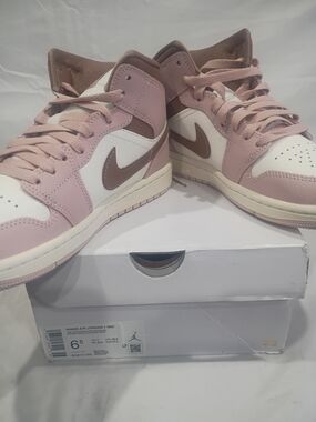Nike Air Jordan 1 Mid Women’s Sneakers in Pink and White